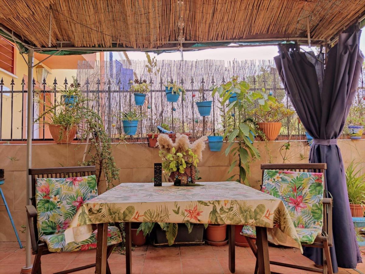 Cool Garden And Suite Mairena del Aljarafe Luaran gambar