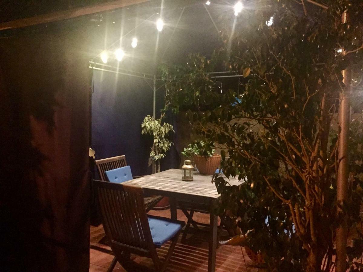 Cool Garden And Suite Mairena del Aljarafe Luaran gambar